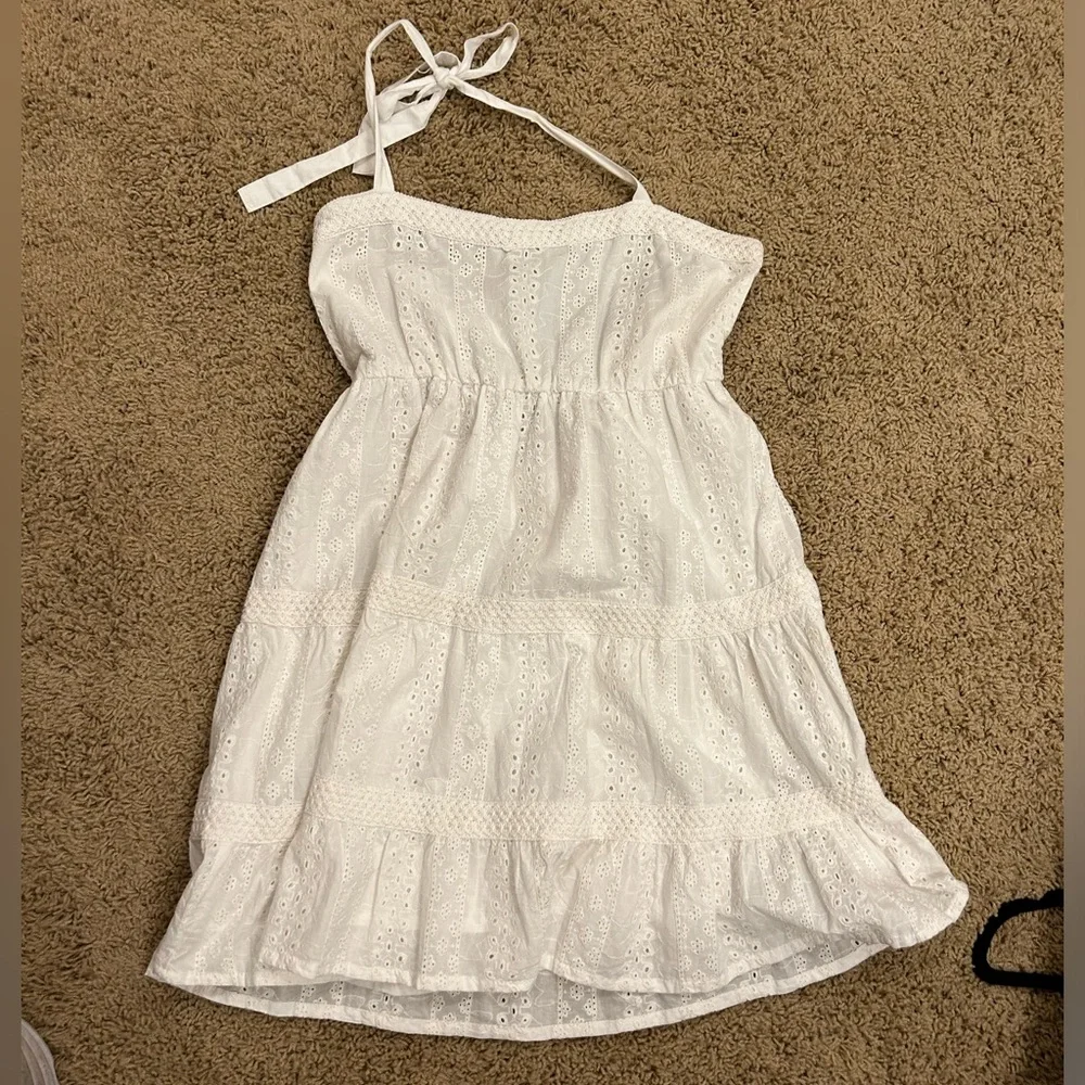 NWOT White lace Jessica Simpson Halter Tie Mini Dress size medium - Picture 2 of 4